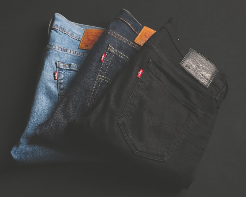 Closet masculino: calça jeans